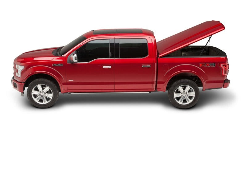 Undercover 22-26 Chevy Silverado 6.7ft Bed Elite Smooth Bed Cover - Ready To Paint