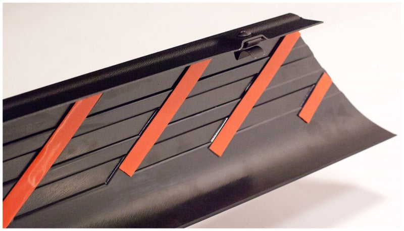 Husky Liners 01-06 GMC Sierra 1500 excl Flareside Rail Caps 96in Smoothback - Black