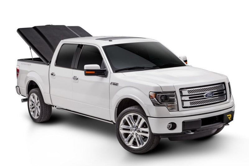 Undercover 23-26 Ford F-250 6.9ft Bed Elite Bed Cover