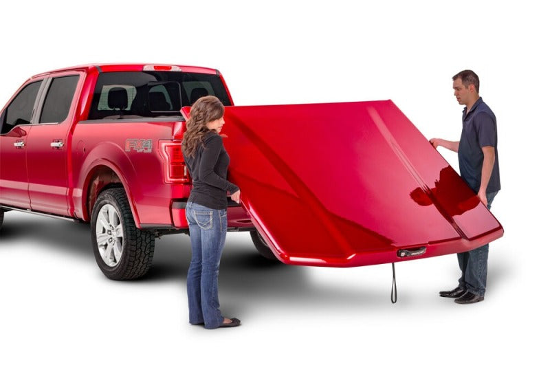 Undercover 22-26 Chevy Silverado 6.7ft Bed Elite Smooth Bed Cover - Ready To Paint