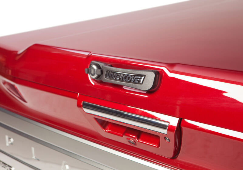 Undercover 25-26 Ram 1500 5.7ft Bed (w/o Multifunct. Tailgate) Elite Smooth Cover - Ready To Paint